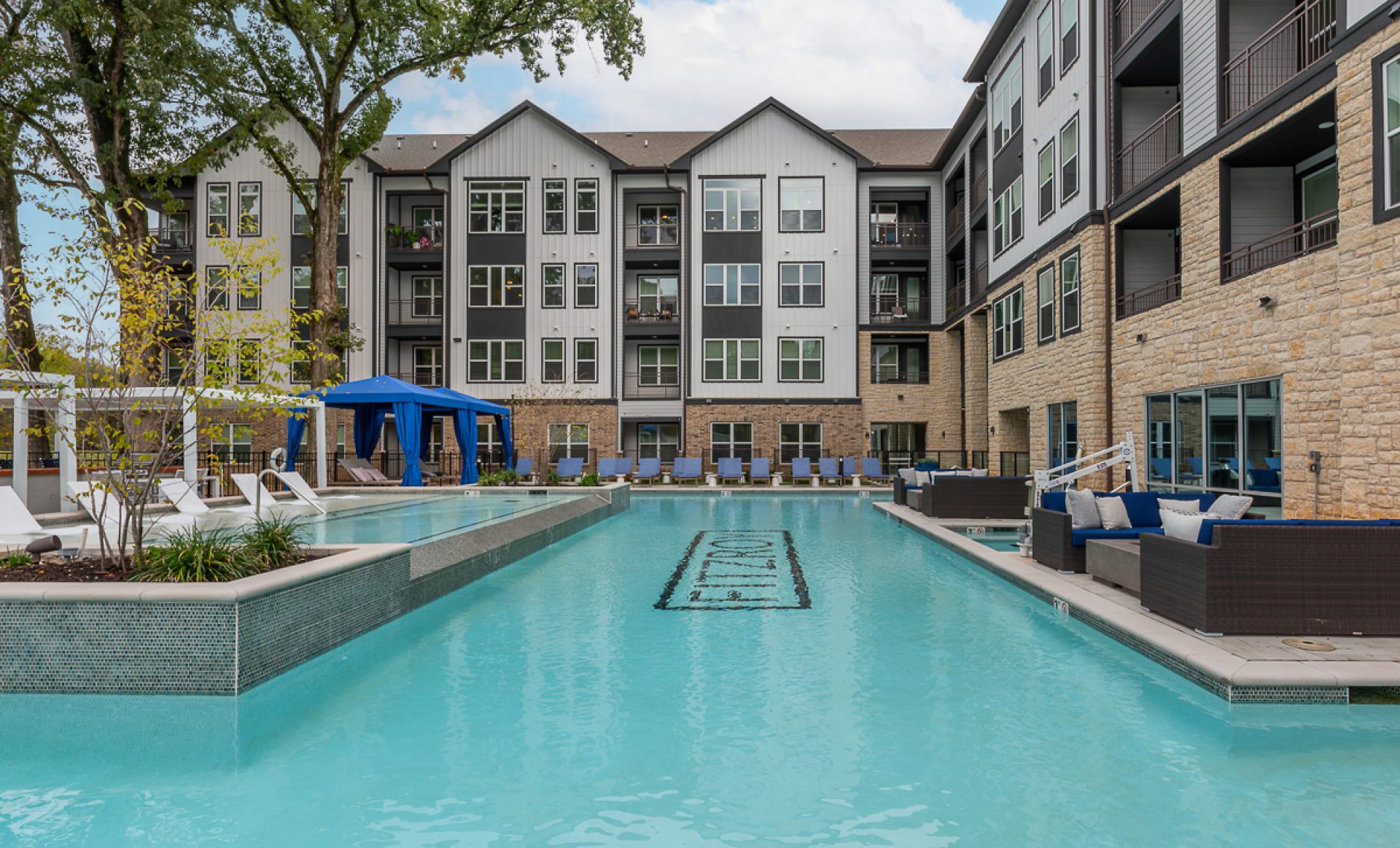 13   The Fitzroy Riverdale Exterior Pool 8